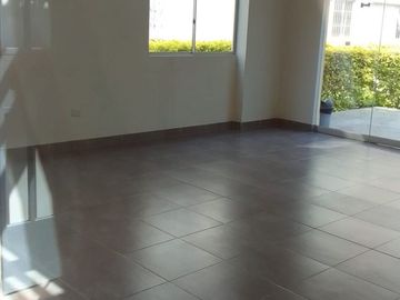 Alquiler De Departamento En Condominio - Villa El Salvador
