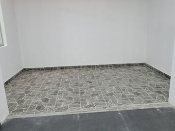 AMPLIA CASA EN VENTA - SAN JUAN DE MIRAFLORES