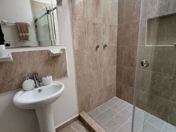 Casas en venta en Cluster con Alberca en Zona Industrial del Puerto de Veracruz