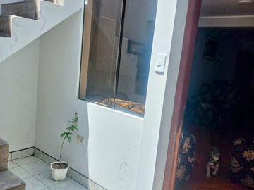 VENDO CASA LOS OLIVOS AV UNIVERSITARIA Y TOMAS VALLE ESPALDA DE PLAZA VEA