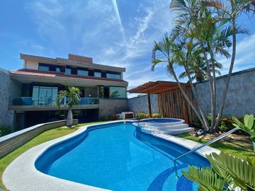 Casa en venta en Costa de Oro, Boca del Río, Ver. Calle Huachinango