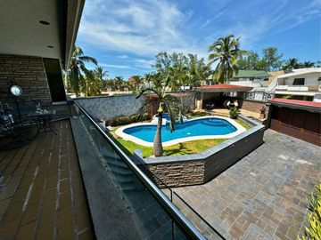 Casa en venta en Costa de Oro, Boca del Río, Ver. Calle Huachinango