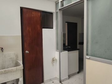 Vendo Dpto 3Erpiso 85M2 O2Dorm C/Cochera A Unos Pasos De Estacion Ayacucho