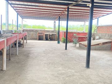 CA132 VENDEMOS HERMOSA Y AMPLIA VIVIENDA BIFAMILIAR EN AGUA CLARA TULUÁ