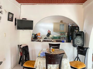 CA132 VENDEMOS HERMOSA Y AMPLIA VIVIENDA BIFAMILIAR EN AGUA CLARA TULUÁ