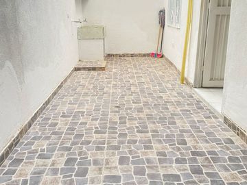 CA132 VENDEMOS HERMOSA Y AMPLIA VIVIENDA BIFAMILIAR EN AGUA CLARA TULUÁ
