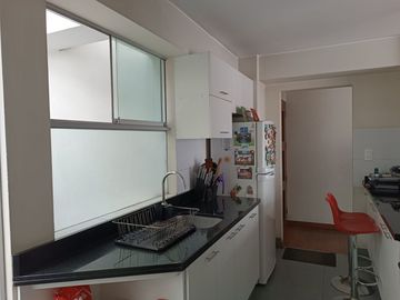 LINDO DEPARTAMENTO EN VENTA 13R PISO CON TERRAZA!