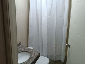 LINDO DEPARTAMENTO EN VENTA 13R PISO CON TERRAZA!
