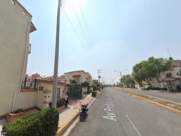 CASA DE RECUPERACIÓN BANCARIA EN PRIV. HANNOVER, FRACC. VILLA DEL REAL, TECAMAC, EDO MEX. ¡NO SE ACEPTAN CREDITOS!