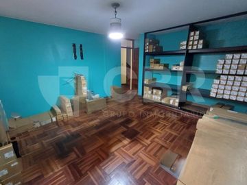 VENTA DEPARTAMENTO DUPLEX EN EL RIMAC