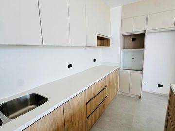 Departamento dúplex de 2 habitaciones frente al mar para estrenar