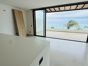 Departamento dúplex de 2 habitaciones frente al mar para estrenar