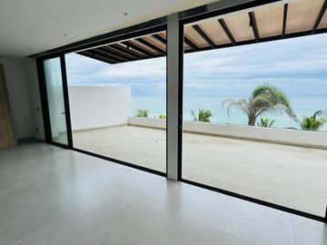 Departamento dúplex de 2 habitaciones frente al mar para estrenar