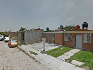 Casa en C. Brisa Del Valle, 36680 Irapuato, Gto., México