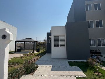 Casas nuevas en venta en Ciudad Natura por zona Industrial a 5 min de la carretera
