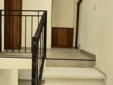 CASA EN VENTA MISION SCHOENSTATT CORREGIDORA