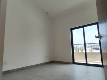 CASA EN VENTA MISION SCHOENSTATT CORREGIDORA