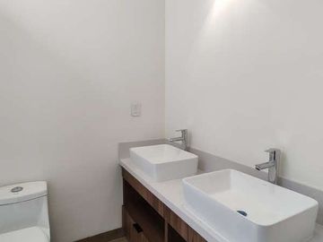 CASA EN VENTA MISION SCHOENSTATT CORREGIDORA