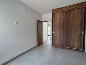 CASA EN VENTA MISION SCHOENSTATT CORREGIDORA
