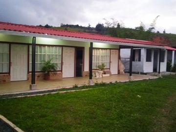 CA115 SE VENDE CASA CAMPESTRE PARCELACIÓN ALTOS DEL CARMEN KILOMETRO 30