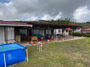 CA115 SE VENDE CASA CAMPESTRE PARCELACIÓN ALTOS DEL CARMEN KILOMETRO 30