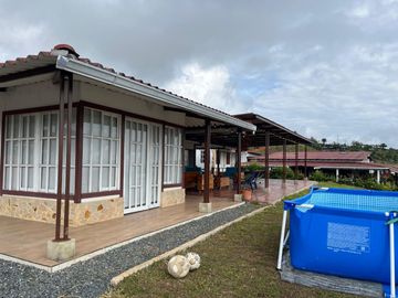 CA115 SE VENDE CASA CAMPESTRE PARCELACIÓN ALTOS DEL CARMEN KILOMETRO 30
