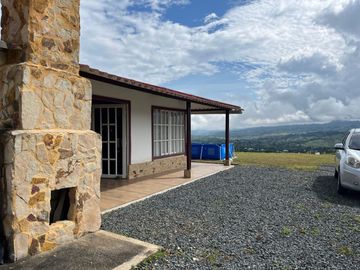 CA115 SE VENDE CASA CAMPESTRE PARCELACIÓN ALTOS DEL CARMEN KILOMETRO 30