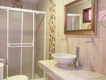 SE VENDE CASA EN TULUA DE 2 PISOS EN  BARRIO MARACAIBO