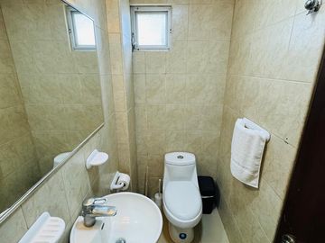 Apartamento Frente Al Mar de Oportunidad!