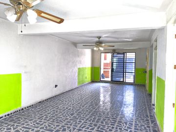 Casa en Venta en Jardines de Morelos Secc Montes Ecatepec