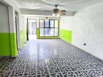 Casa en Venta en Jardines de Morelos Secc Montes Ecatepec