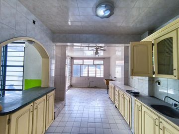 Casa en Venta en Jardines de Morelos Secc Montes Ecatepec