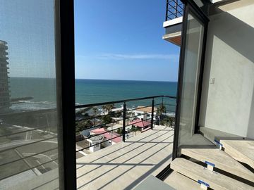 Espectacular departamento Loft completamente nuevo con vista al mar.
