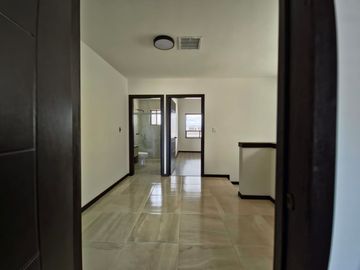 CASA EN VENTA CERCANA A PERIFERICO DE TORREON EN CIRCUITO PRIVADO