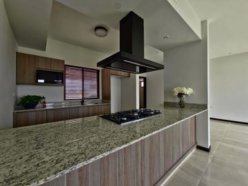 CASA EN VENTA CERCANA A PERIFERICO DE TORREON EN CIRCUITO PRIVADO