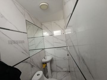 SE VENDE DEPARTAMENTO EN COMAS