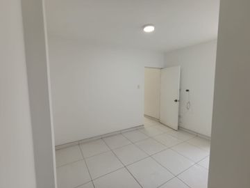 SE VENDE DEPARTAMENTO EN COMAS