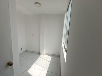 SE VENDE DEPARTAMENTO EN COMAS
