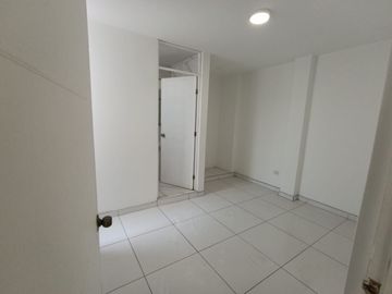 SE VENDE DEPARTAMENTO EN COMAS