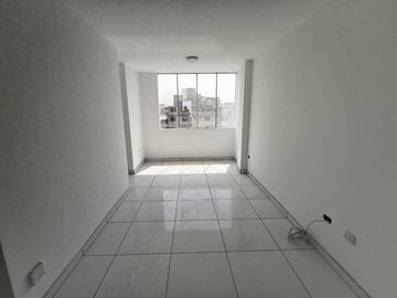 SE VENDE DEPARTAMENTO EN COMAS