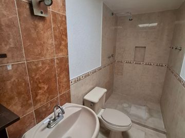 BONITA CASA EN VENTA GRANJAS DEL SUR!!