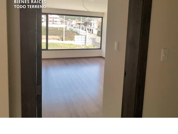 CASA EN CONJUNTO HUACHI CHICO AMBATO