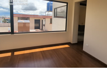 CASA EN CONJUNTO HUACHI CHICO AMBATO