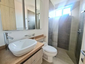 SE VENDE APARTAMENTO EN PANCE, ZONA SUR, CALI, COLOMBIA.