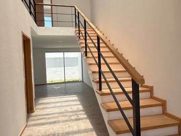 CASA EN VENTA EN LA CARCAÑA MOMOXPAN ATRAS DE CENTRO COMERCIAL LA EXPLANADA