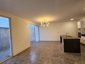 CASA EN VENTA EN LA CARCAÑA MOMOXPAN ATRAS DE CENTRO COMERCIAL LA EXPLANADA