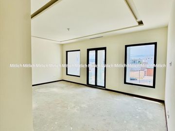 CASA EN VENTA ZONA CANTERAS $22,500,000.