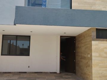 Casa en venta en Rinconada de Santa Fe, León, Guanajuato