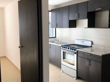 CASA EN VENTA EN COL. SATELITE