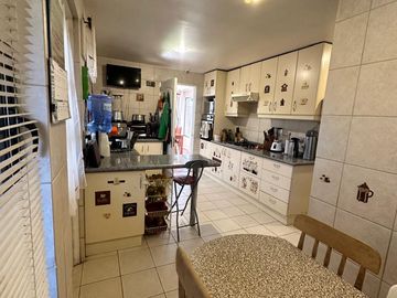 Se vende hermosa casa en El Polo, Machali